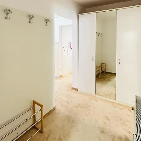 Apartment Chic Escape Forest *