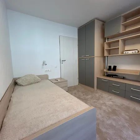 Apartment Chic Escape Forest *