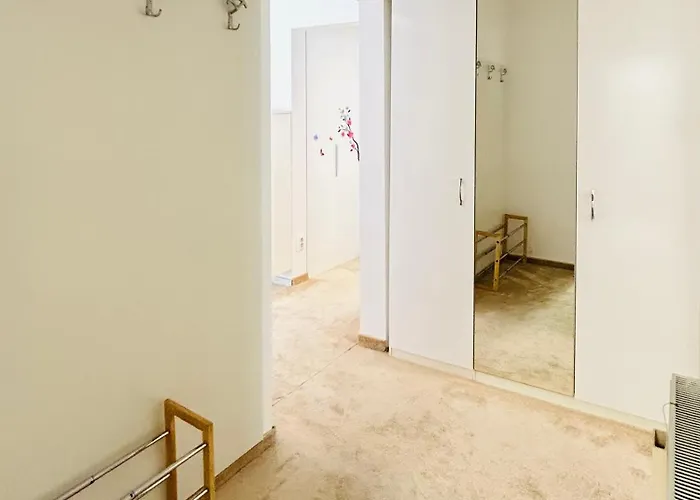 Apartment Chic Escape Forest *