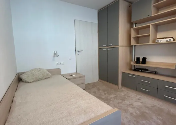 Apartment Chic Escape Forest *